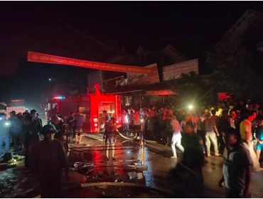 [28/04/2020- Nghệ An] "Bà hỏa" thiêu rụi cửa hàng điện máy